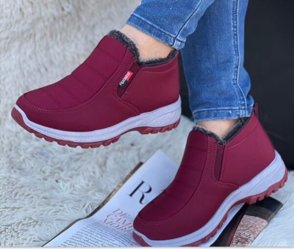 ZAPATILLA IMPERMEABLE